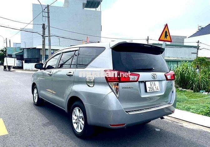 Toyota Innova 2017 2.0E - 84000 km