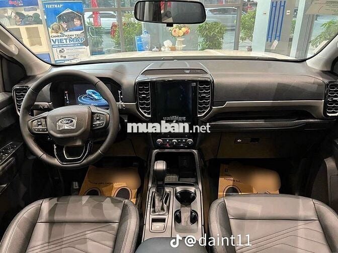 Ford Everest 2025, Trả trước chỉ từ 200 Triệu