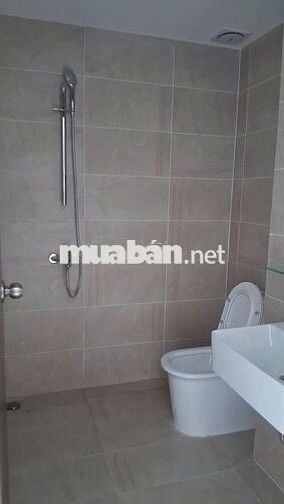 HOT!! cho thuê Studio 43m2 giá 4tr cọc 1 ở ngay