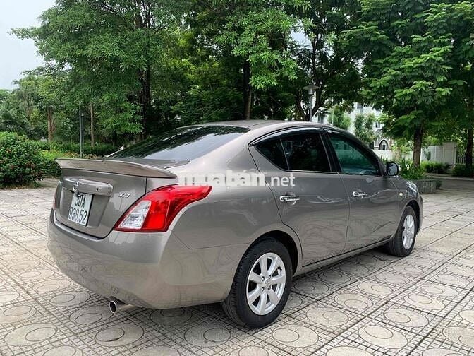 Em cần bán  Nissan Sunny 2015 1.5 XV