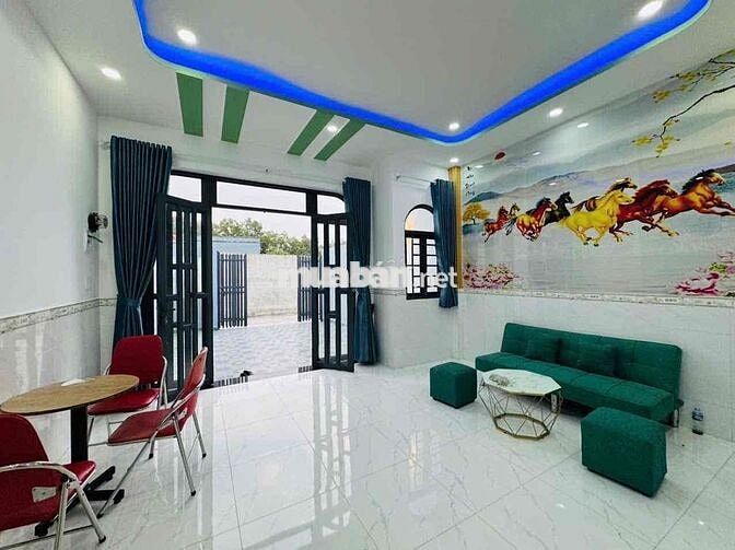 Chủ đang kẹt tiền cần bán gấp căn Villa cấp bốn siêu đẹp sổ hồng riêng