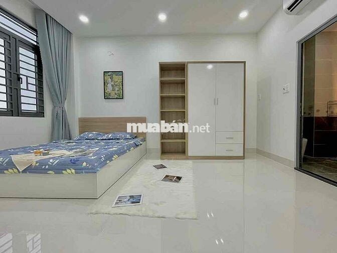 Studio full nội thất, cửa sổ trời ngay CỘNG HÒA – gần nhà ga T3