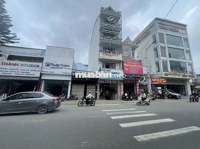 Cho thuê mặt tiền tầng trệt đường Phan Đình Phùng