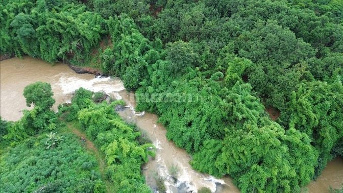 Chính chủ cần bán 20.000m2, ôm trọn suối,thác,hồ quá đẹp, ngay cao tốc