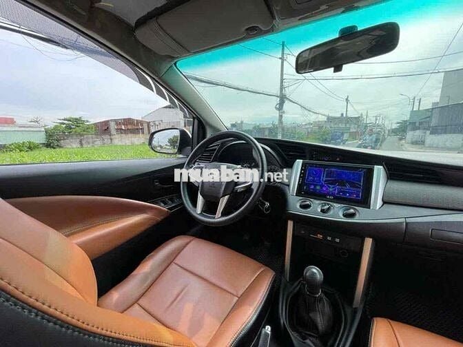 Toyota Innova 2017 2.0E - 84000 km