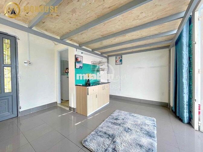 Cho thuê duplex cửa sổ trời/ban công siêu rộng giá rẻ - Gần Văn Hiến