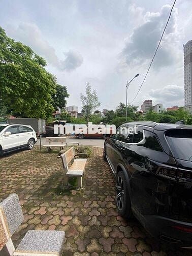Bán kiot chân đế chung cư Hà Đông – vị trí vàng – kinh doanh sầm uất