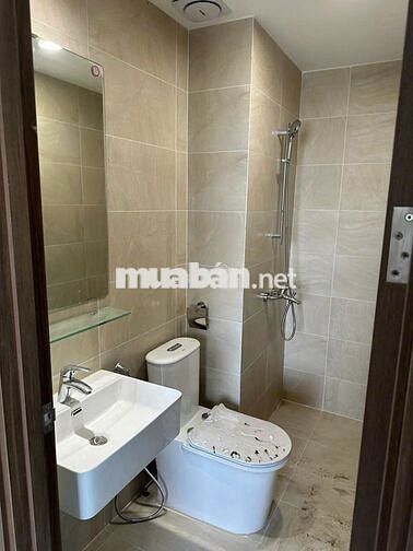 (GẤP) 1 căn *** 2PN+2WC 5tr có bancon, nội thất Opal Skyline