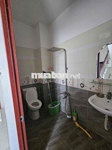 chính chủ cho thuê nhà nguyên căn có nội thất đầy đủ