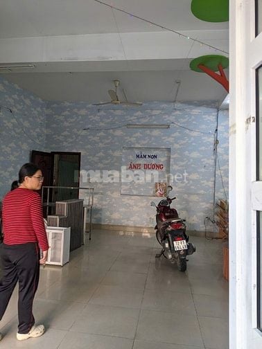 Cho thuê nhà mặt tiền Nguyễn Xuân Khoát, P.P.T.Hòa, Q.Tân Phú giá 24tr