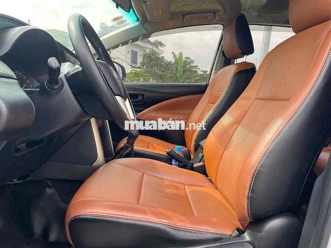 Toyota Innova 2017 2.0E - 84000 km