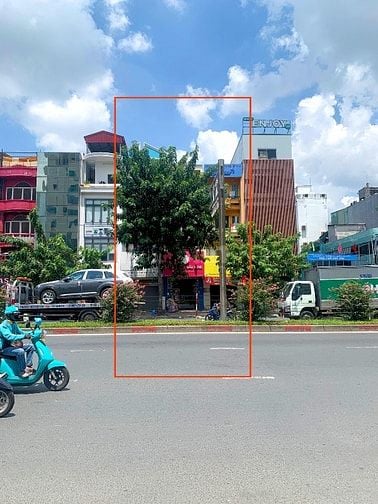 BÁN NHÀ MẶT TIỀN : 202 CỘNG HÒA - P. 12 - Q. TÂN BÌNH - TPHCM