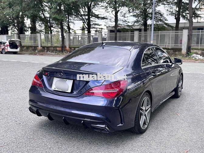 Mercedes Benz CLA 45 AMG 4MATIC - sản xuất 2015