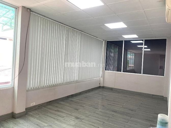 Cho thuê MẶT BẰNG - PHÒNG TRỌ giá 5 triệu đường Hồng Hà Tân Bình 