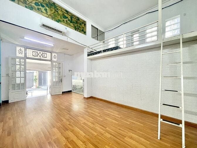 CHO THUÊ MẶT BẰNG KINH DOANH CÓ GÁC LỬNG Ở LẠI NGAY SÂN BAY