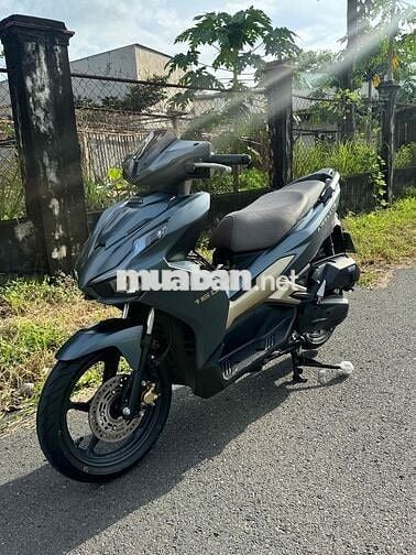 ab mới mua chưa Đuoc 1 tháng khách đổi xe khác