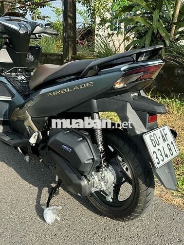 ab mới mua chưa Đuoc 1 tháng khách đổi xe khác