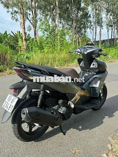 ab mới mua chưa Đuoc 1 tháng khách đổi xe khác