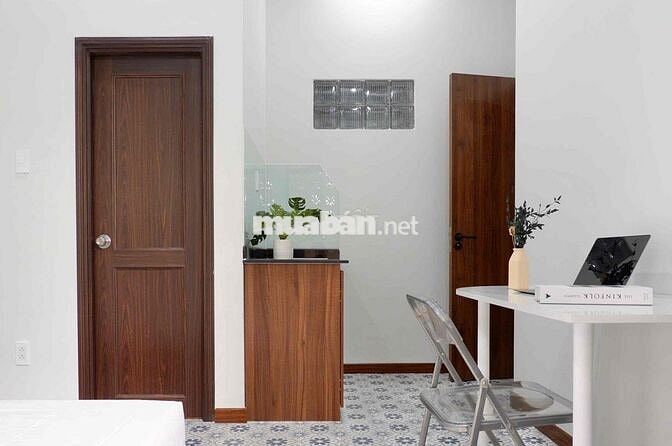 ⚜️ Căn Hộ Xịn Ban Công/ Thang Máy/ FULL NT NGAY VĂN CAO 🔸