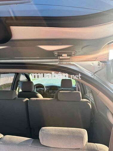 Toyota Innova 2016 2.0E - 84000 km