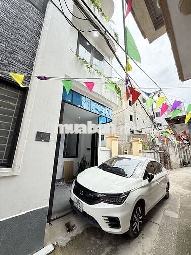 CHÍNH CHỦ BÁN NHÀ MỚI XÂY Ô TÔ ĐỖ CỬA, CHỜ THANG MÁY, GẦN VÀNH ĐAI 3.5