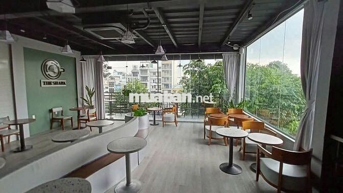 MT Trường Sa , Quận 3 - 8x12 - 4 Tầng Suốt Ốp Kính Đẹp
