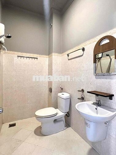 💥💥PHÒNG BAN CÔNG 30m2 GẦN Q.1, TOILET RIÊNG, ĐẦY ĐỦ TIỆN NGHI 💥