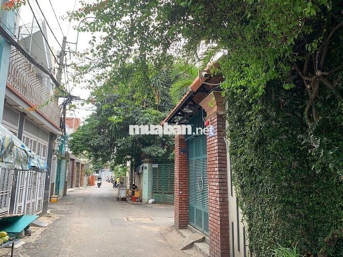 PHÒNG BÌNH THẠNH GIÁ RẺ GÁC CAO,RỘNG, CỬA SỔ THOÁNG MÁT NGAY TRUNG TÂM