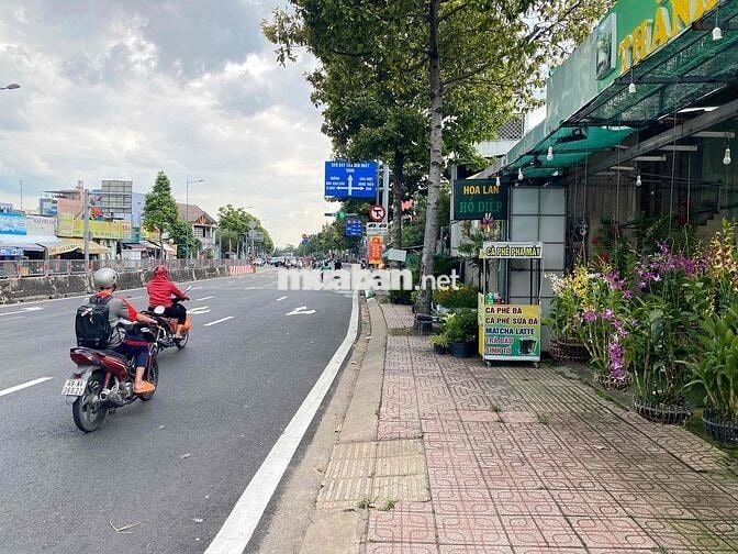 bán đất đẹp ngay sát đường Phạm Văn Đồng. S-78m2 SHR, hẻm oto rộng