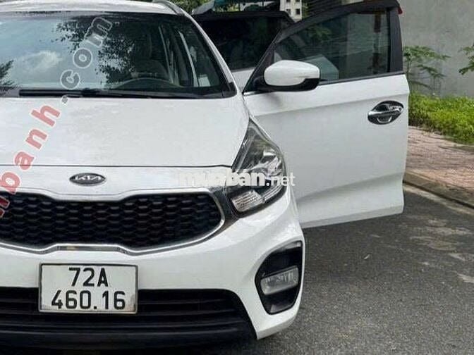 Kia Rondo 7 chỗ – xe gia đình sử dụng giữ gìn