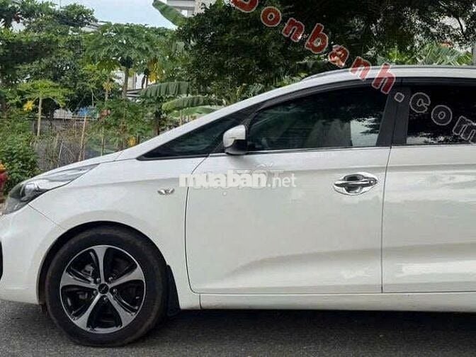 Kia Rondo GMT 2017 – vận hành bền bỉ