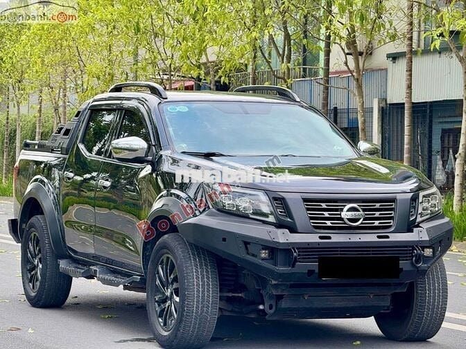 Nissan Navara SL 2.5MT 4WD 2015