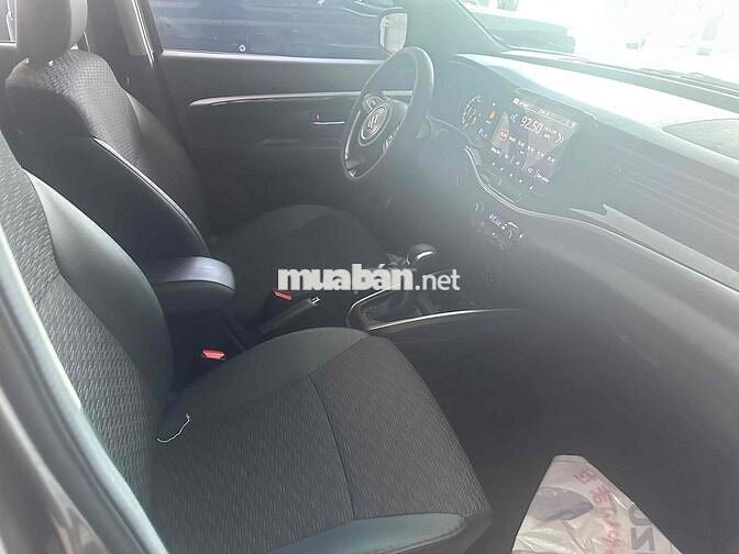 Suzuki XL7 2025 bảng hybrid giảm mạnh bao hs khó