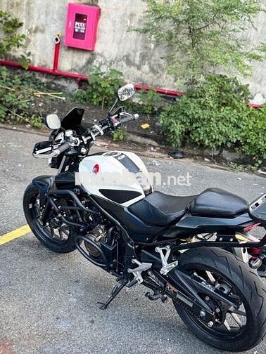 Honda CB500F 2018 có sẳn nhiều đồ