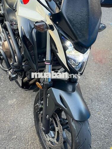 Honda CB500F 2018 có sẳn nhiều đồ