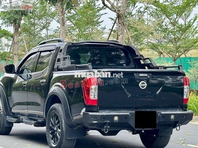 Nissan Navara SL 2.5MT 4WD 2015