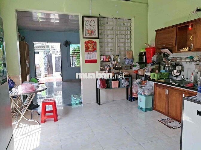 NHÀ Ở NGAY, 5 x 24~ 117M2- OTO NGỦ NHÀ - ĐÔNG HOÀ- 4 ĐỒNG TL NGAY