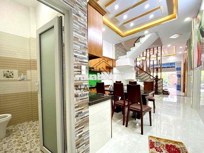 NHÀ 3 LẦU SHR 60m2 HẺM XE HƠI THÔNG – SÁT GÒ VẤP– ĐƯỜNG LÂM THỊ HỐ