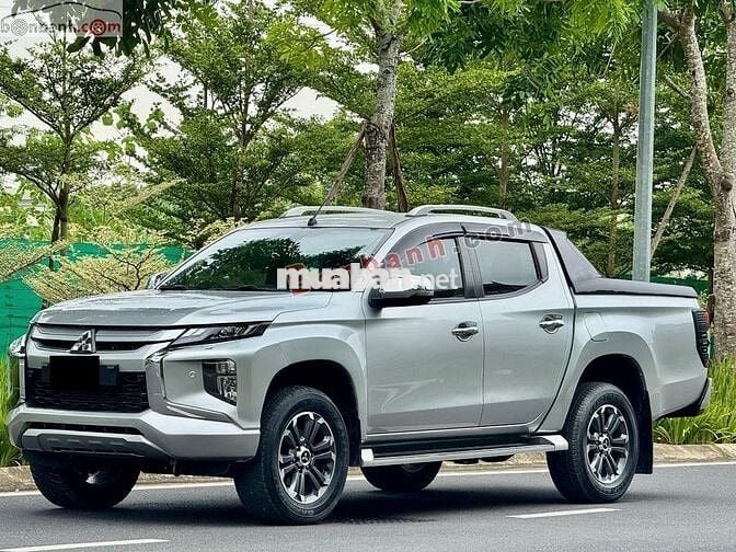 Triton 2019 2 cầu Tự động