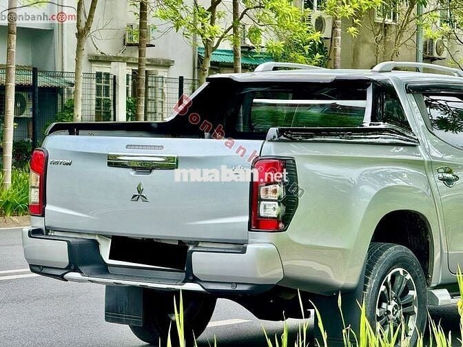 Triton 2019 2 cầu Tự động