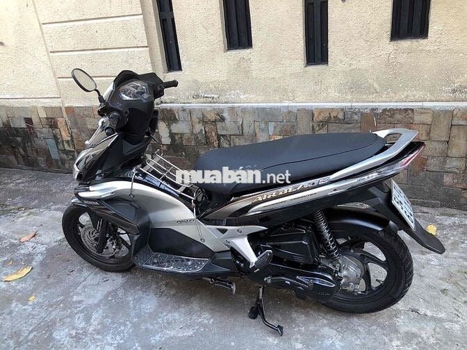 honda airbladeFi 110 đen bạc zin đẹp 2010 ngay chủ