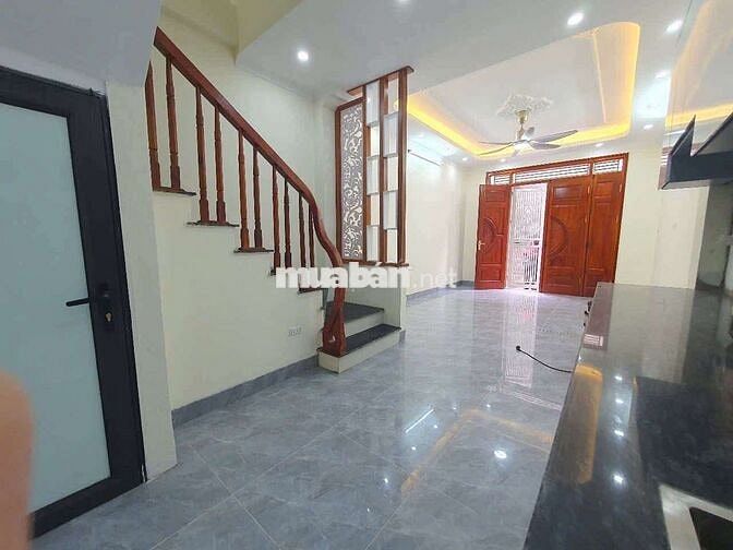 2 CĂN XÂY MỚI TINH -5 TẦNG XÁCH VALY VỀ Ở NGAY - OTO ĐỖ CHỬA,  5.8 TỶ