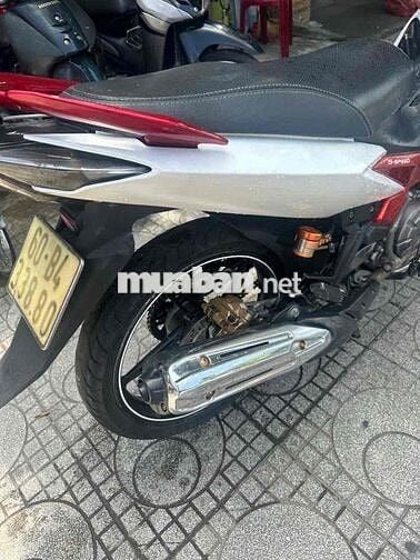 ex 135 đời 2011 xe đẹp máy zin êm ( có trả góp)
