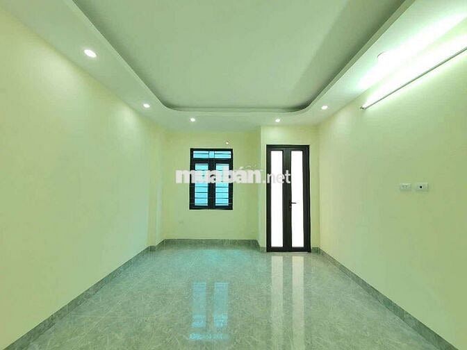 2 CĂN XÂY MỚI TINH -5 TẦNG XÁCH VALY VỀ Ở NGAY - OTO ĐỖ CHỬA,  5.8 TỶ