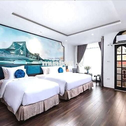 Hiếm Bán Nhà Mặt Phố Ngõ Trạm Hoàn Kiếm 72m2 8 Tầng Thang Máy 68,5 Tỷ