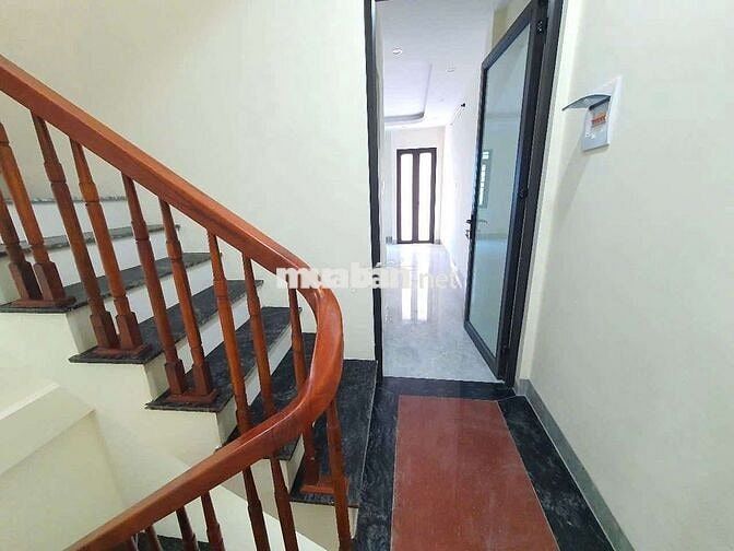 2 CĂN XÂY MỚI TINH -5 TẦNG XÁCH VALY VỀ Ở NGAY - OTO ĐỖ CHỬA,  5.8 TỶ