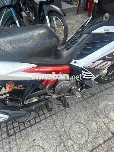 ex 135 đời 2011 xe đẹp máy zin êm ( có trả góp)