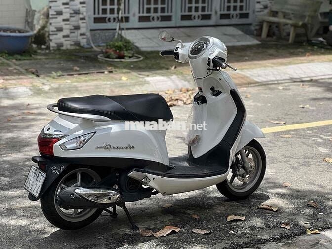 Grande 1 chủ từ đầu