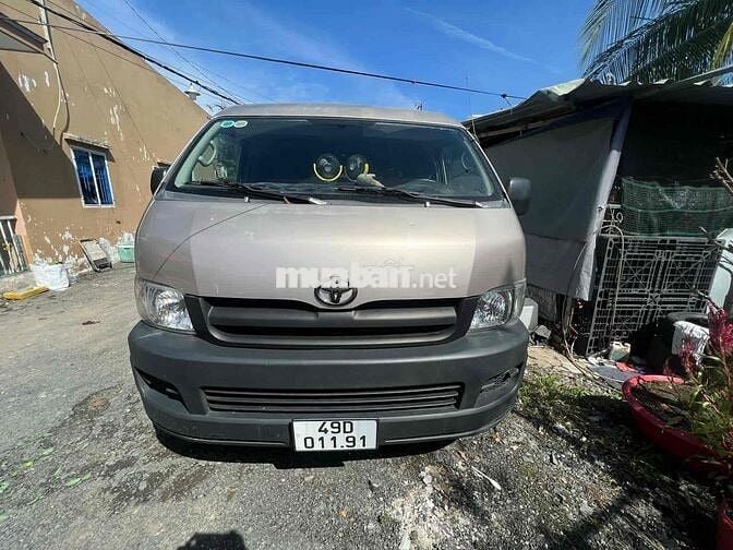 Toyota Hiace 2006 - 123 km