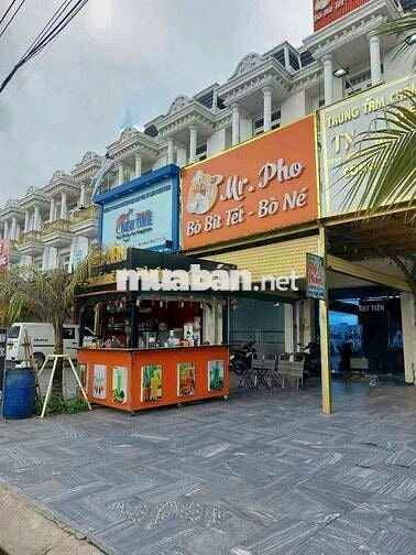 Cho thuê nhà kinh doanh buôn bán Đối diện là Chung Cư Bicons đang xây